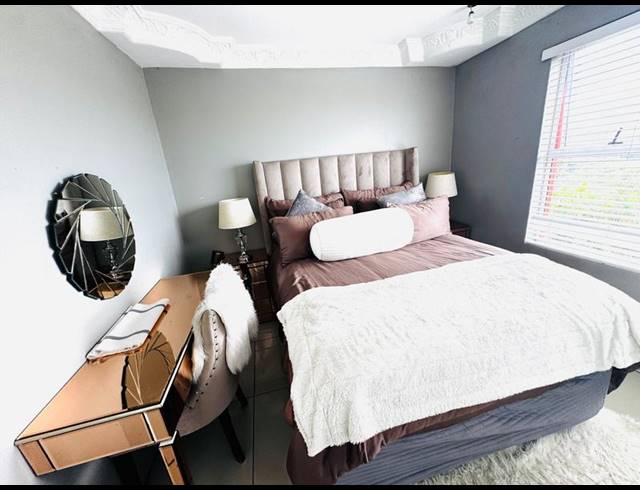 2 BEDROOM PROPERTY TO RENT IN CAVERSHAM GLEN